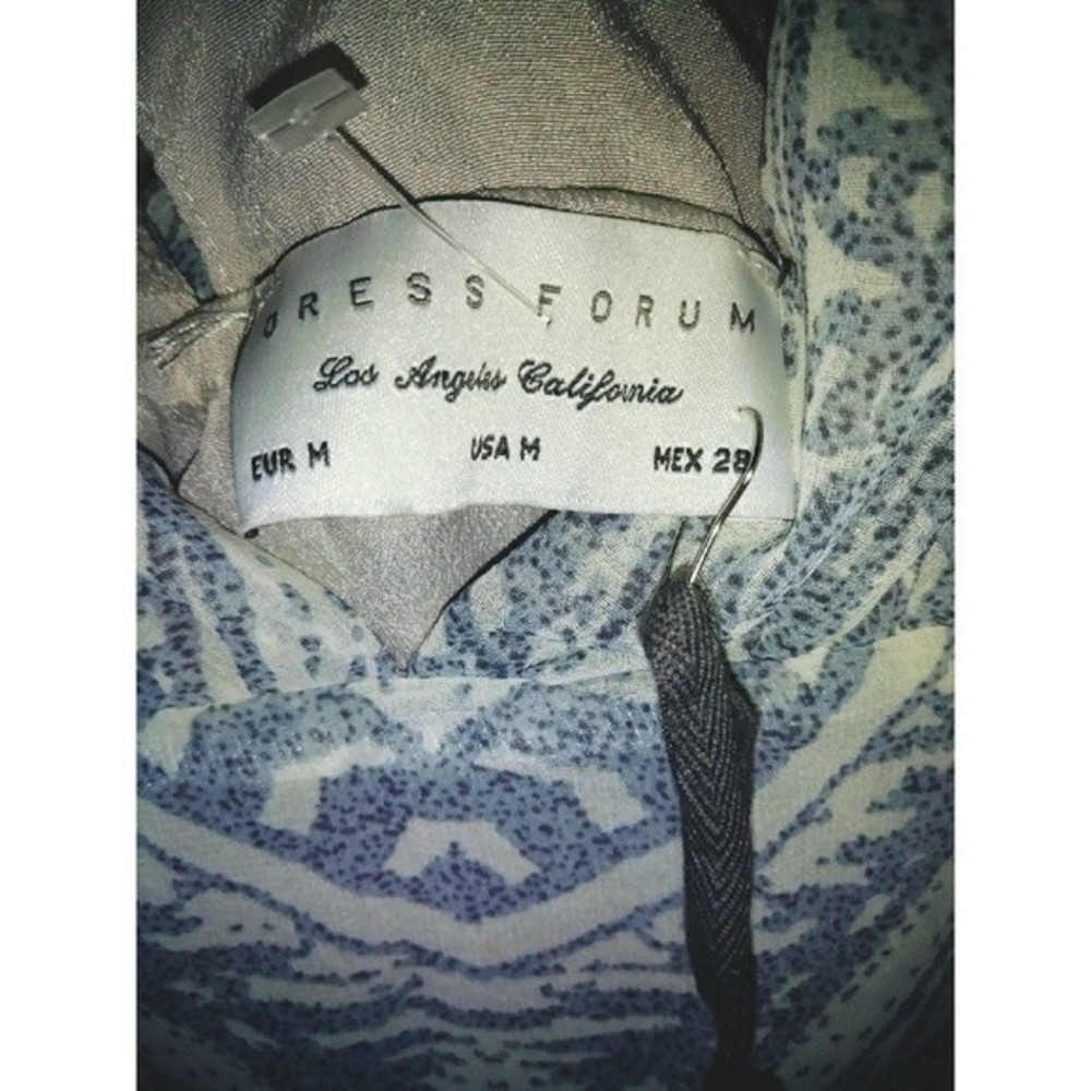 Dress Forum Deep Plunge Dress - Picture 6 of 6